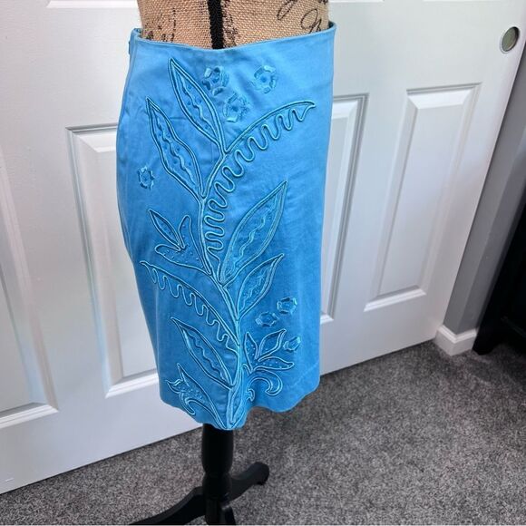 Sz 2 Cache Blue Beaded & floral Embroidered Short Skirt - Picture 5 of 11